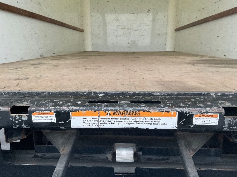 Light Duty Box Truck-Light and Medium Duty Trucks-GMC-2021-Savana G33903-Pasco-WA-107,800\n\t\tmiles-$ 23,500 - Image 10
