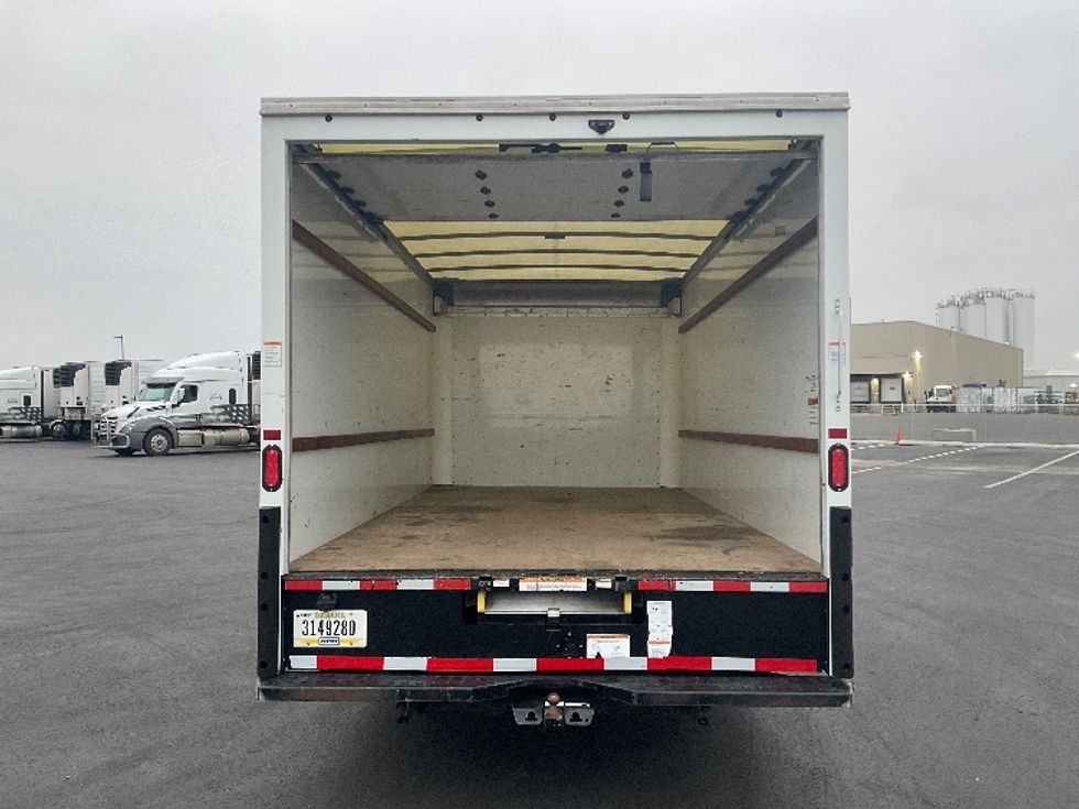 Light Duty Box Truck-Light and Medium Duty Trucks-GMC-2021-Savana G33903-Pasco-WA-107,800\n\t\tmiles-$ 23,500 - Image 8