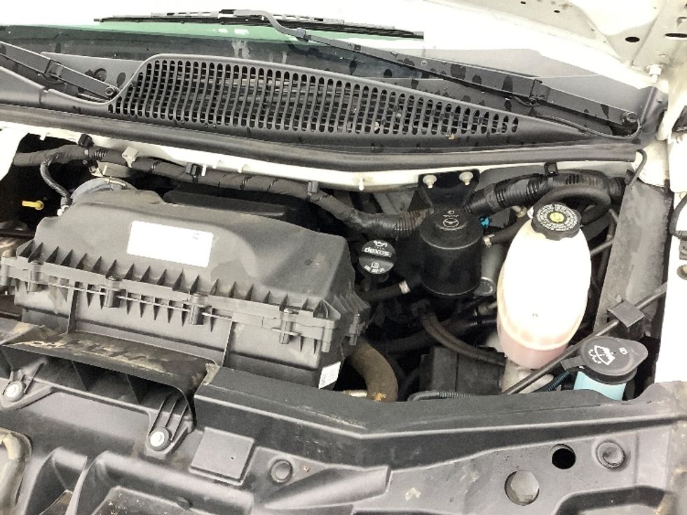 Light Duty Box Truck-Light and Medium Duty Trucks-GMC-2021-Savana G33903-Pasco-WA-111,011\n\t\tmiles-$ 29,500 - Image 24