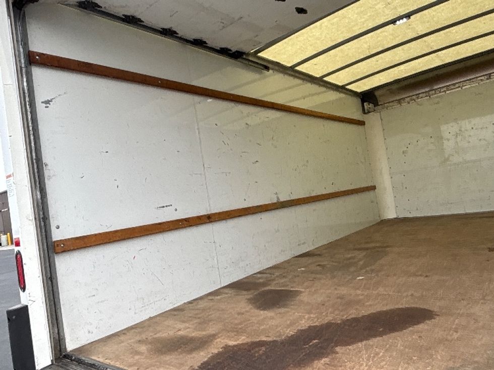 Light Duty Box Truck-Light and Medium Duty Trucks-GMC-2021-Savana G33903-Pasco-WA-112,346\n\t\tmiles-$ 27,750 - Image 11