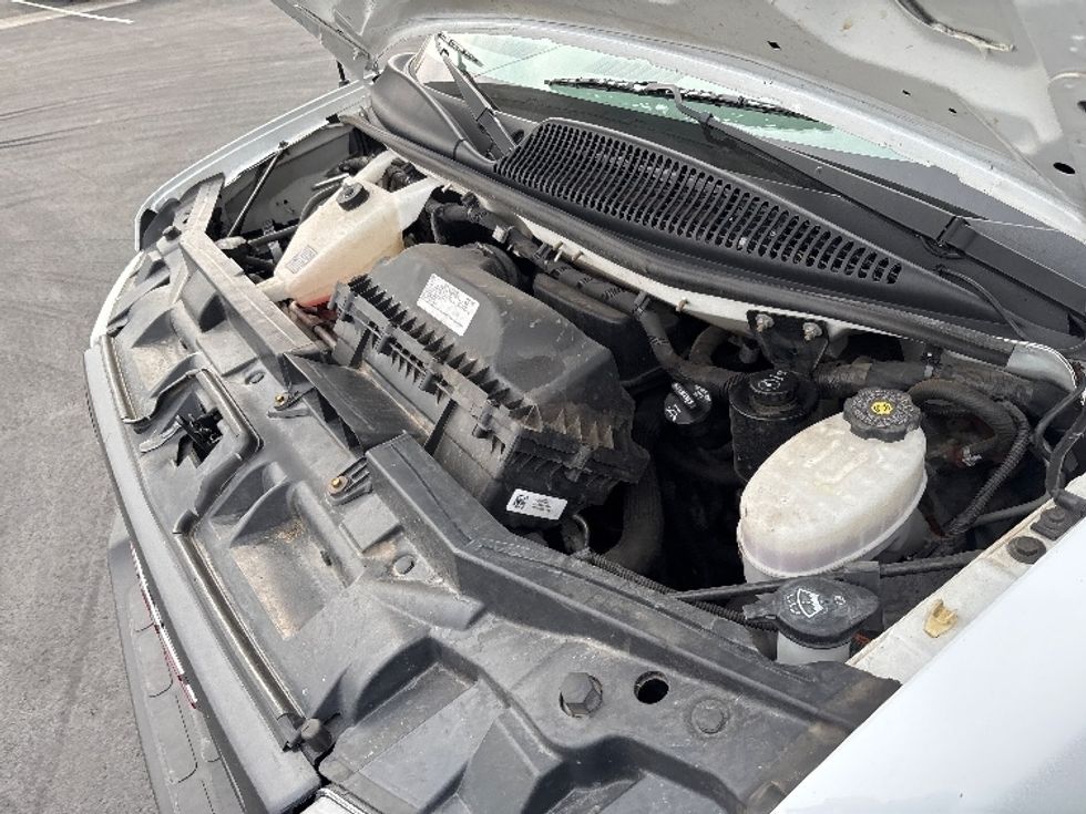 Light Duty Box Truck-Light and Medium Duty Trucks-GMC-2021-Savana G33903-Pasco-WA-112,346\n\t\tmiles-$ 27,750 - Image 24