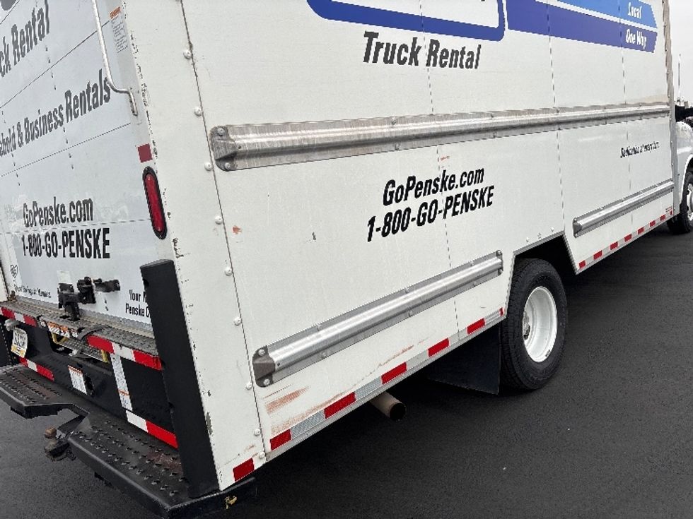 Light Duty Box Truck-Light and Medium Duty Trucks-GMC-2021-Savana G33903-Pasco-WA-112,346\n\t\tmiles-$ 27,750 - Image 27