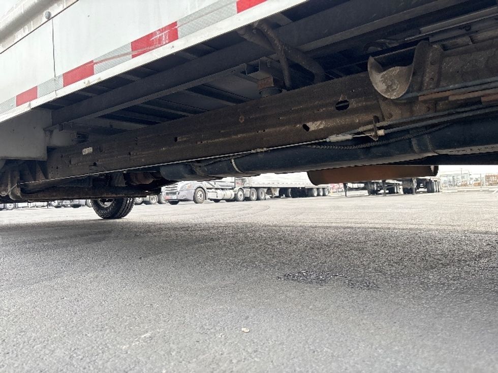 Light Duty Box Truck-Light and Medium Duty Trucks-GMC-2021-Savana G33903-Pasco-WA-112,346\n\t\tmiles-$ 27,750 - Image 5