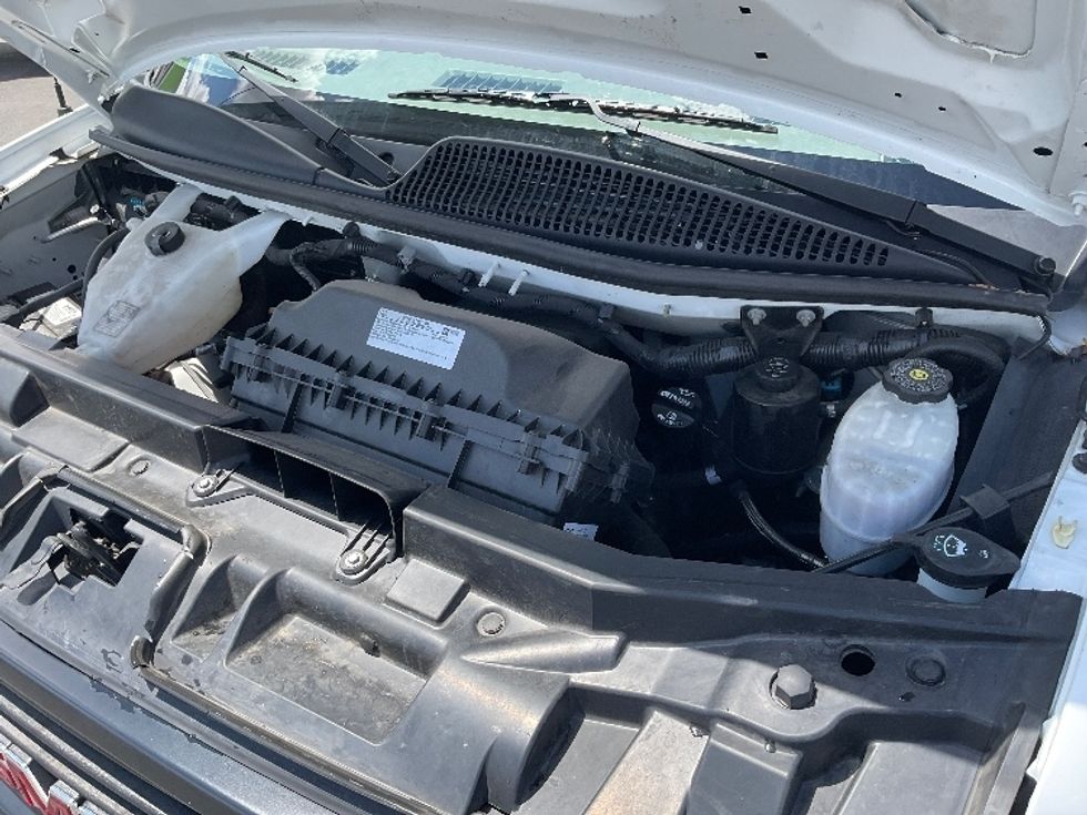 Light Duty Box Truck-Light and Medium Duty Trucks-GMC-2021-Savana G33903-Pasco-WA-72,645\n\t\tmiles-$ 35,000 - Image 24