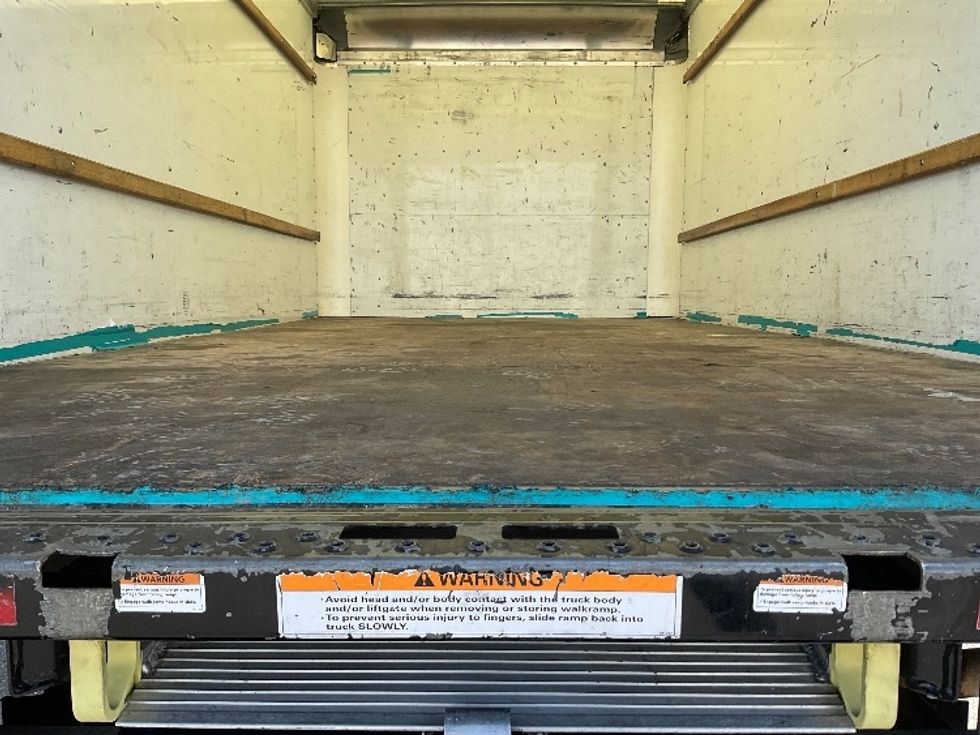 Light Duty Box Truck-Light and Medium Duty Trucks-GMC-2021-Savana G33903-Pasco-WA-72,645\n\t\tmiles-$ 35,000 - Image 9