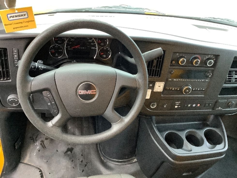 Light Duty Box Truck-Light and Medium Duty Trucks-GMC-2021-Savana G33903-Pasco-WA-88,160\n\t\tmiles-$ 29,000 - Image 18