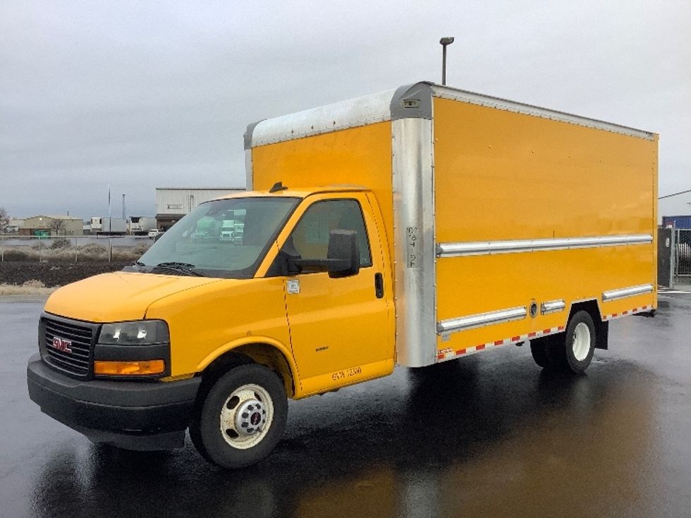 Light Duty Box Truck-Light and Medium Duty Trucks-GMC-2021-Savana G33903-Pasco-WA-88,160\n\t\tmiles-$ 29,000 - Image 3