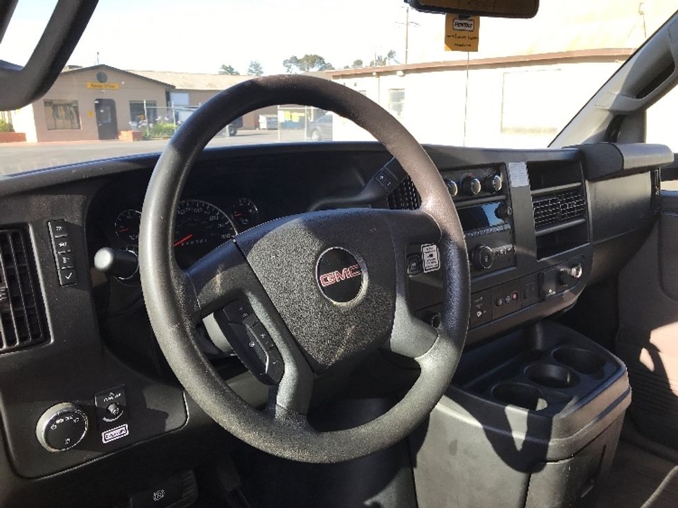 Light Duty Box Truck-Light and Medium Duty Trucks-GMC-2021-Savana G33903-Pasco-WA-98,958\n\t\tmiles-$ 27,750 - Image 17