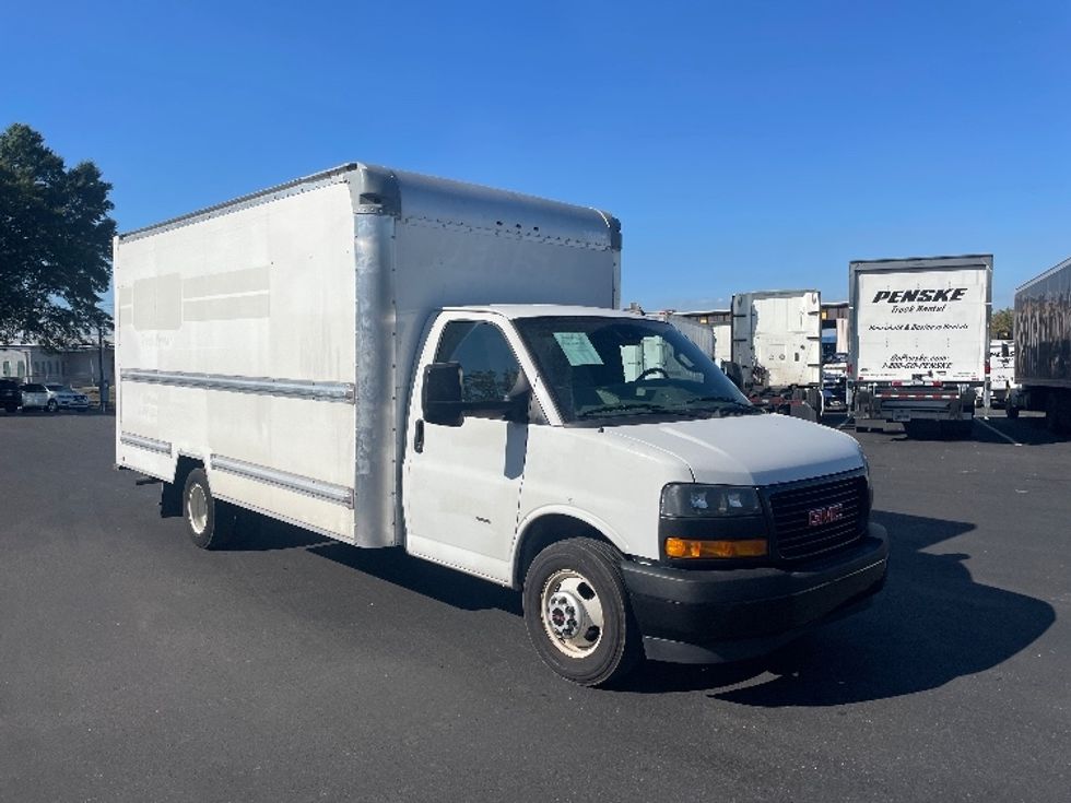 Light Duty Box Truck-Light and Medium Duty Trucks-GMC-2021-Savana G33903-Pennsauken-NJ-132,732\n\t\tmiles-$ 24,250 - Image 1