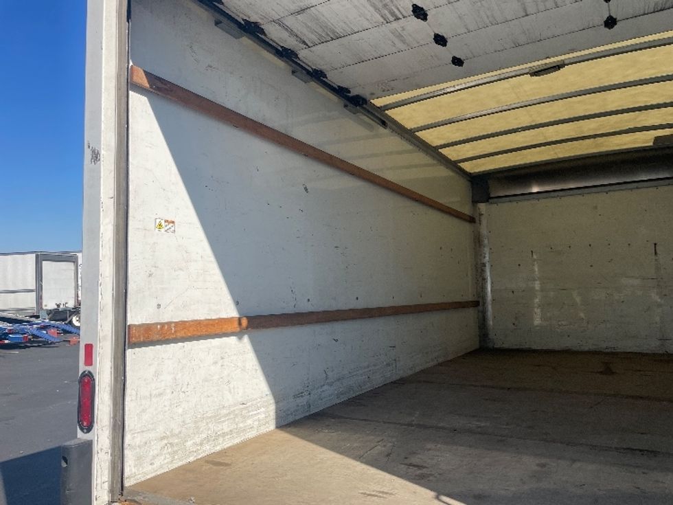 Light Duty Box Truck-Light and Medium Duty Trucks-GMC-2021-Savana G33903-Pennsauken-NJ-132,732\n\t\tmiles-$ 24,250 - Image 11
