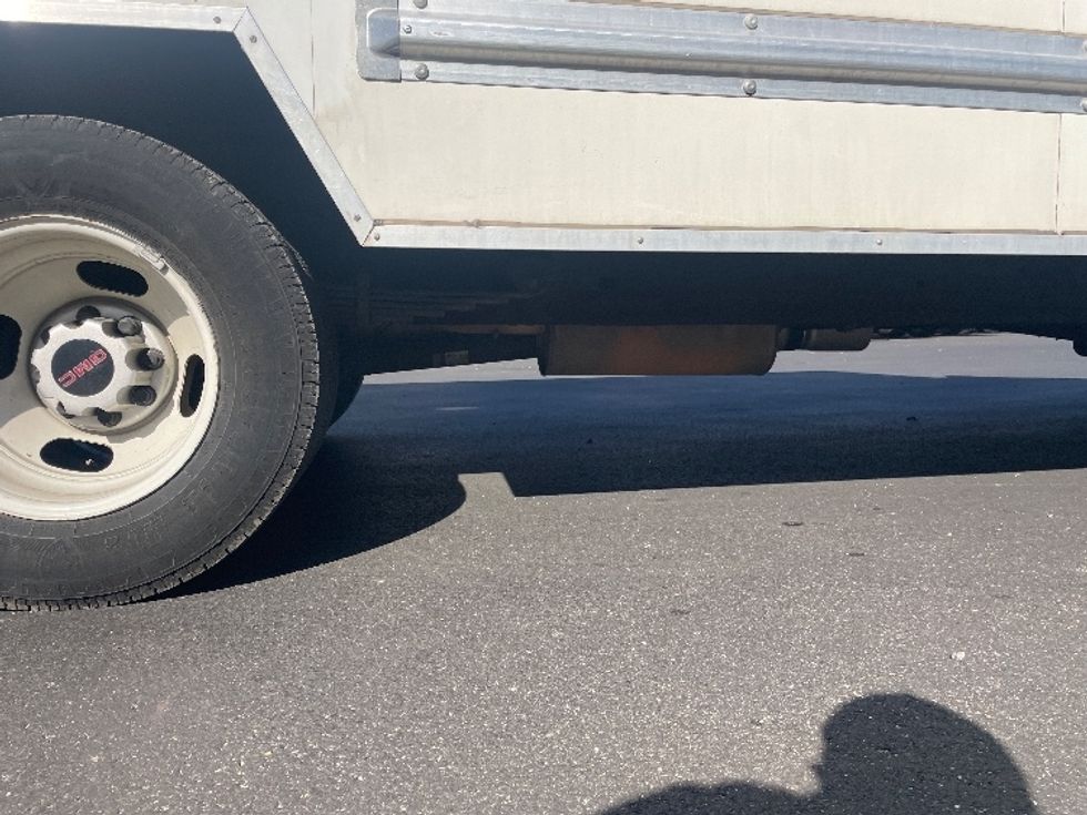 Light Duty Box Truck-Light and Medium Duty Trucks-GMC-2021-Savana G33903-Pennsauken-NJ-132,732\n\t\tmiles-$ 24,250 - Image 14