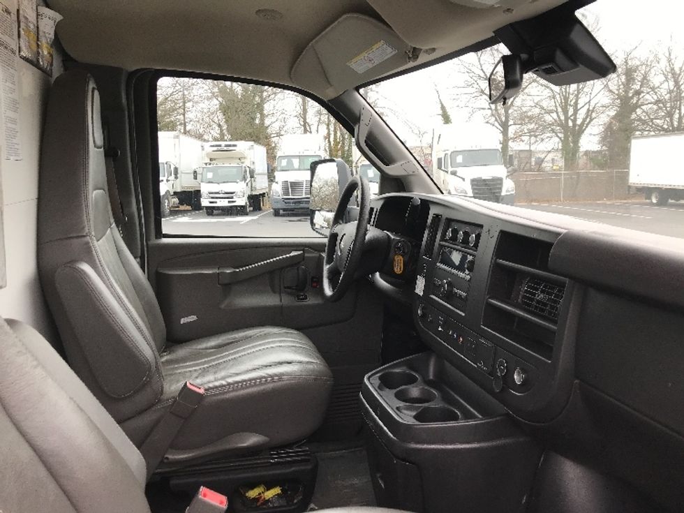 Light Duty Box Truck-Light and Medium Duty Trucks-GMC-2021-Savana G33903-Pennsauken-NJ-97,179\n\t\tmiles-$ 28,750 - Image 20