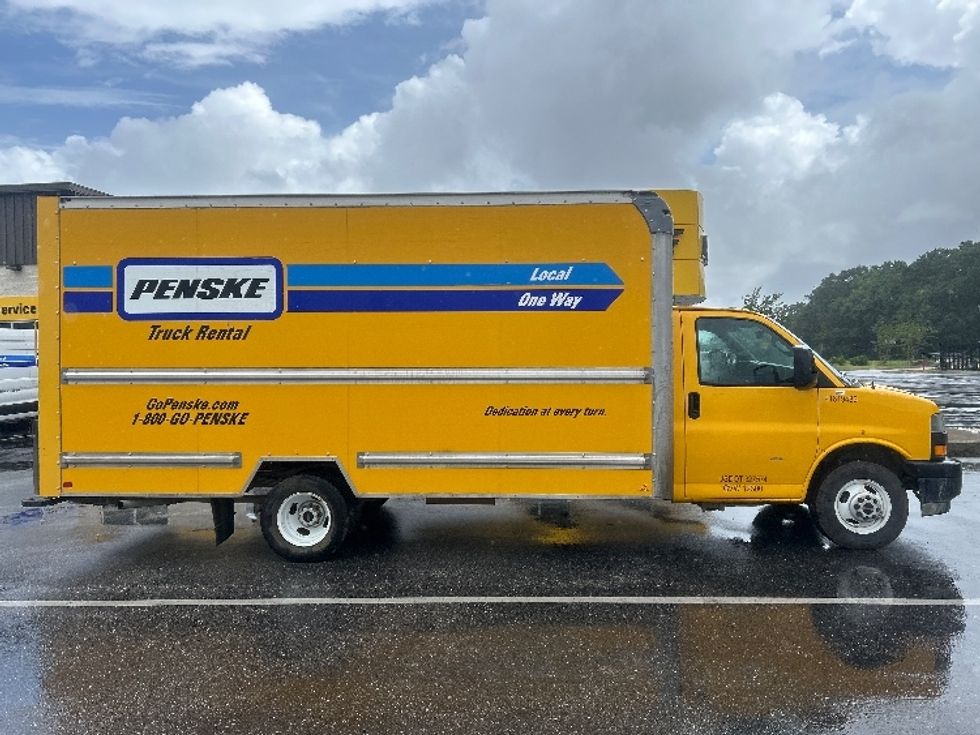 Light Duty Box Truck-Light and Medium Duty Trucks-GMC-2021-Savana G33903-Pensacola-FL-101,812\n\t\tmiles-$ 23,750 - Image 15