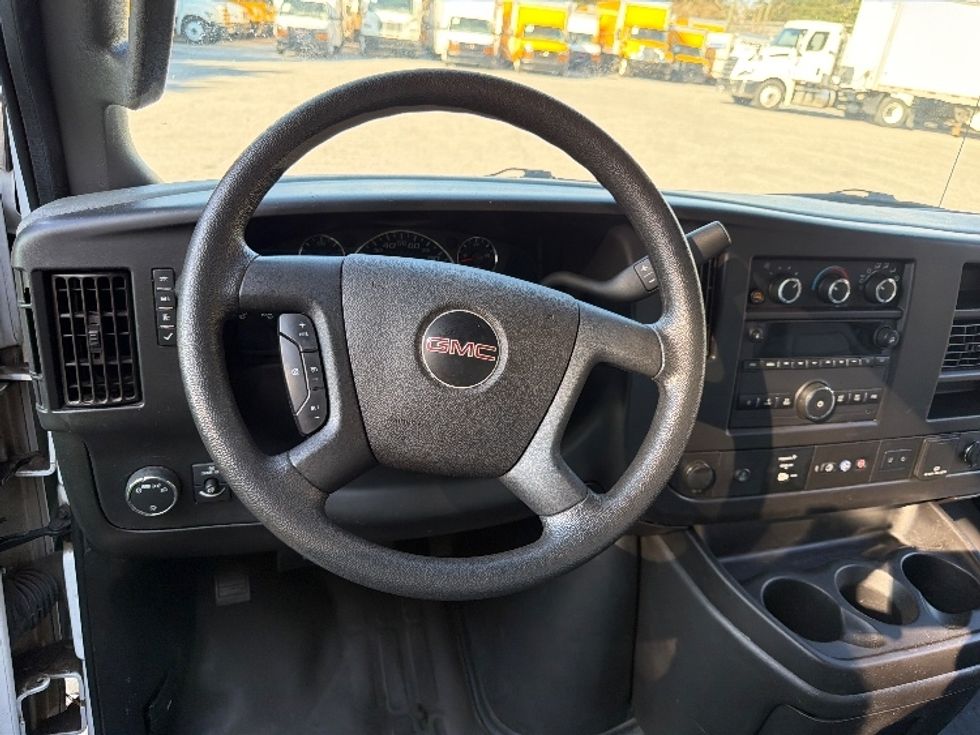 Light Duty Box Truck-Light and Medium Duty Trucks-GMC-2021-Savana G33903-Pensacola-FL-103,122\n\t\tmiles-$ 30,500 - Image 17