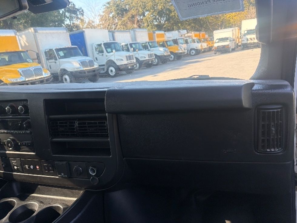Light Duty Box Truck-Light and Medium Duty Trucks-GMC-2021-Savana G33903-Pensacola-FL-103,122\n\t\tmiles-$ 30,500 - Image 21