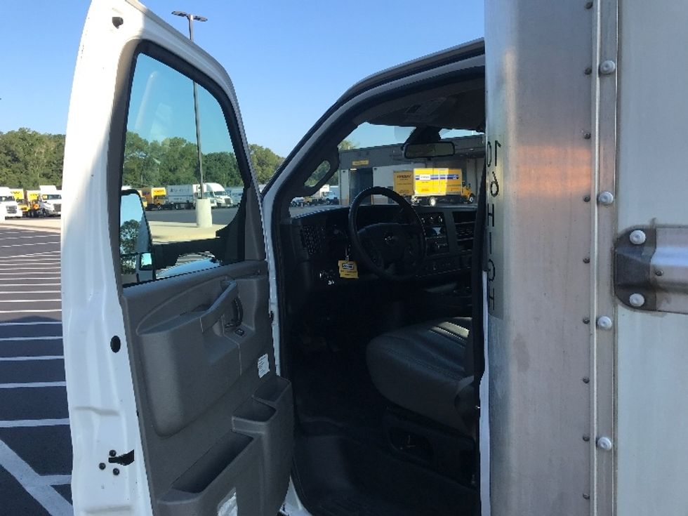 Light Duty Box Truck-Light and Medium Duty Trucks-GMC-2021-Savana G33903-Pensacola-FL-104,327\n\t\tmiles-$ 30,000 - Image 16