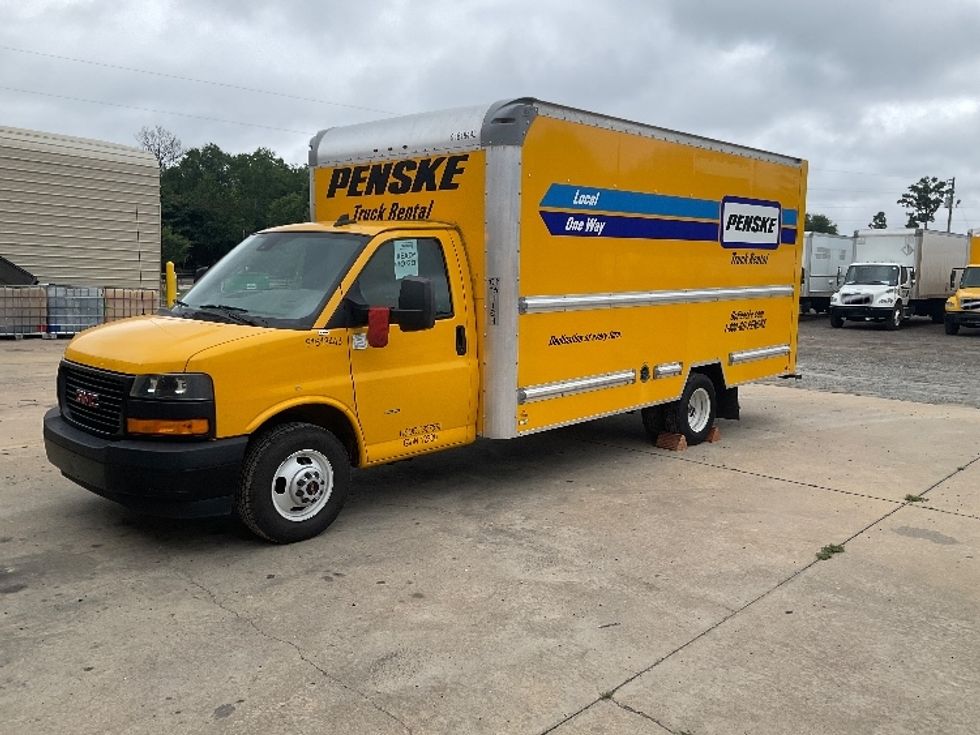 Light Duty Box Truck-Light and Medium Duty Trucks-GMC-2021-Savana G33903-Pensacola-FL-104,643\n\t\tmiles-$ 26,500 - Image 3
