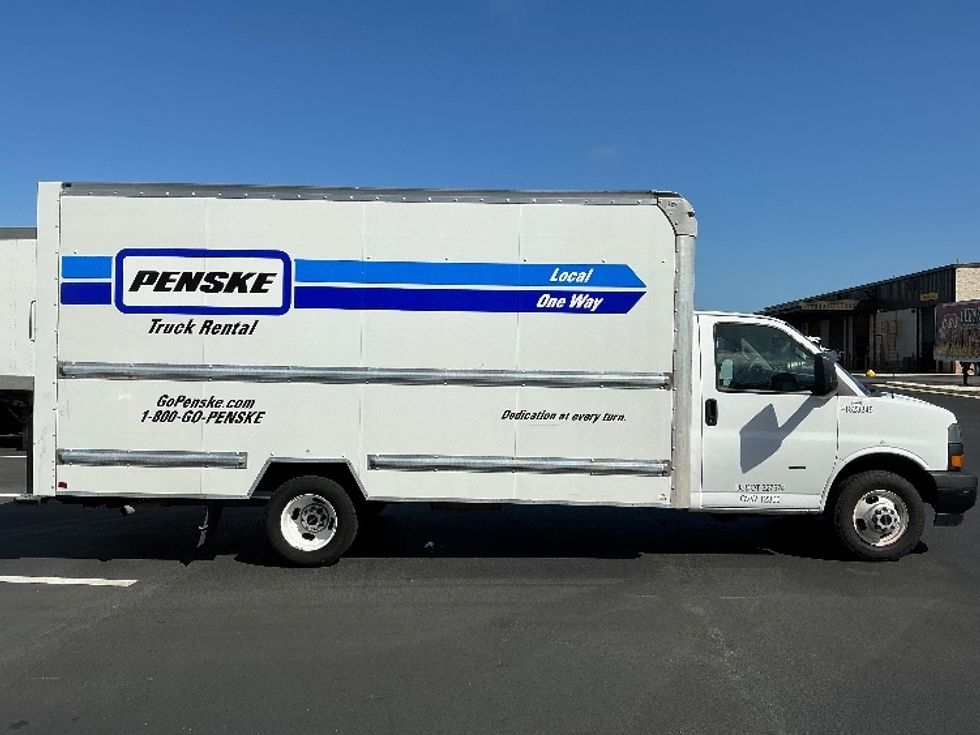 Light Duty Box Truck-Light and Medium Duty Trucks-GMC-2021-Savana G33903-Pensacola-FL-104,956\n\t\tmiles-$ 30,250 - Image 15