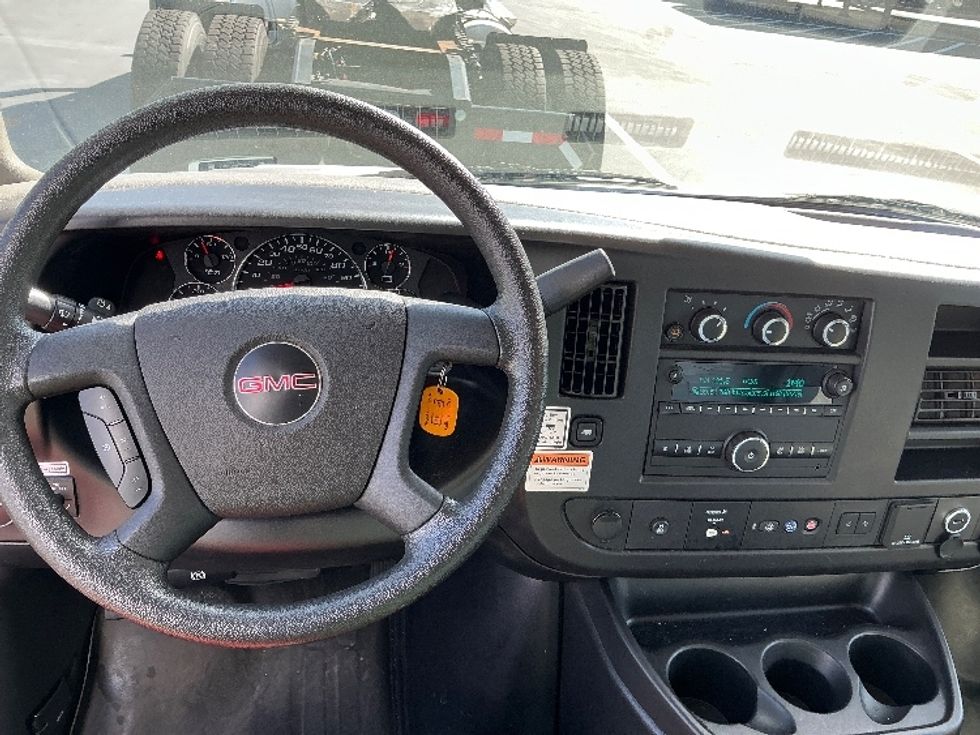 Light Duty Box Truck-Light and Medium Duty Trucks-GMC-2021-Savana G33903-Pensacola-FL-104,956\n\t\tmiles-$ 30,250 - Image 18