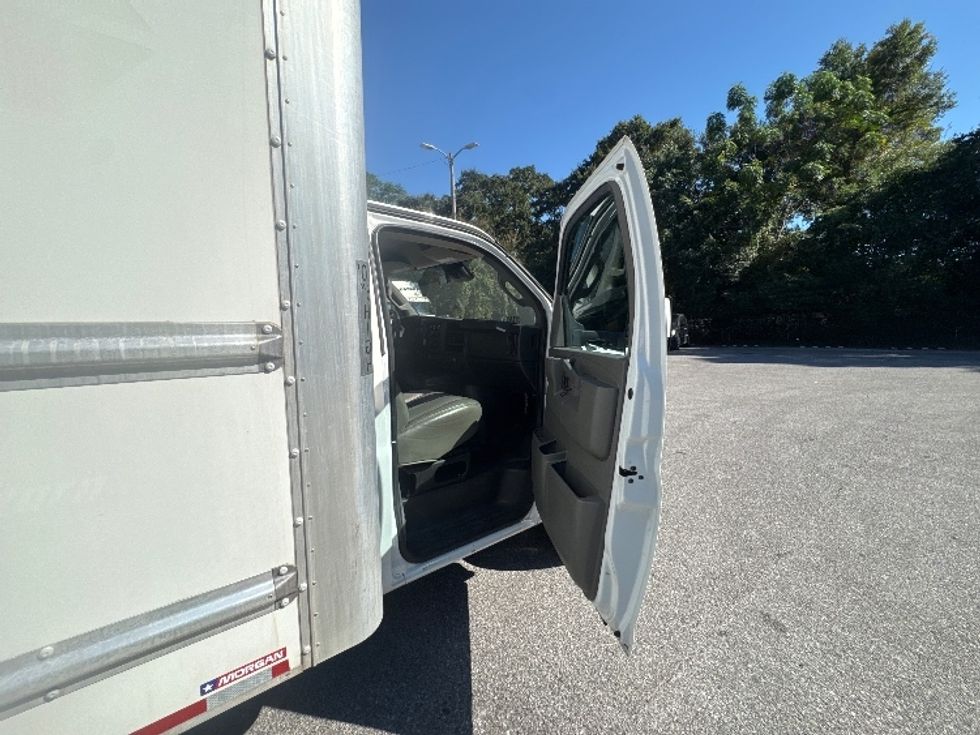 Light Duty Box Truck-Light and Medium Duty Trucks-GMC-2021-Savana G33903-Pensacola-FL-105,073\n\t\tmiles-$ 30,250 - Image 20