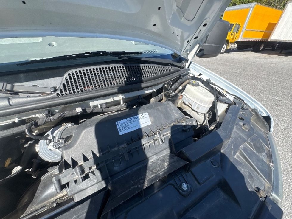 Light Duty Box Truck-Light and Medium Duty Trucks-GMC-2021-Savana G33903-Pensacola-FL-105,073\n\t\tmiles-$ 30,250 - Image 24