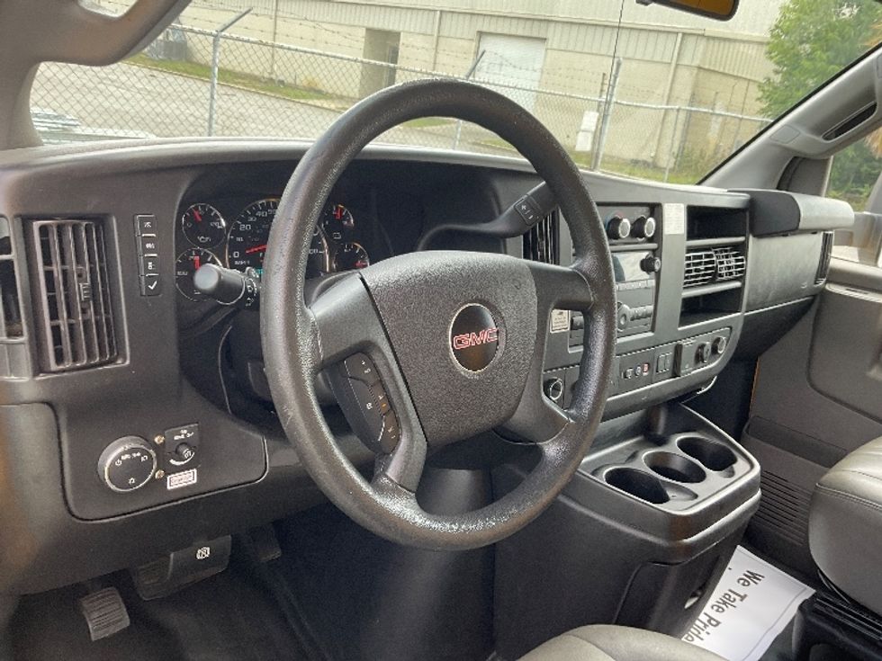 Light Duty Box Truck-Light and Medium Duty Trucks-GMC-2021-Savana G33903-Pensacola-FL-110,589\n\t\tmiles-$ 25,750 - Image 16