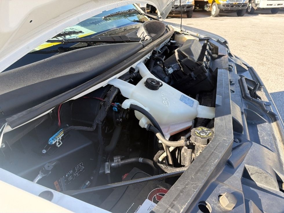 Light Duty Box Truck-Light and Medium Duty Trucks-GMC-2021-Savana G33903-Pensacola-FL-111,509\n\t\tmiles-$ 29,500 - Image 23