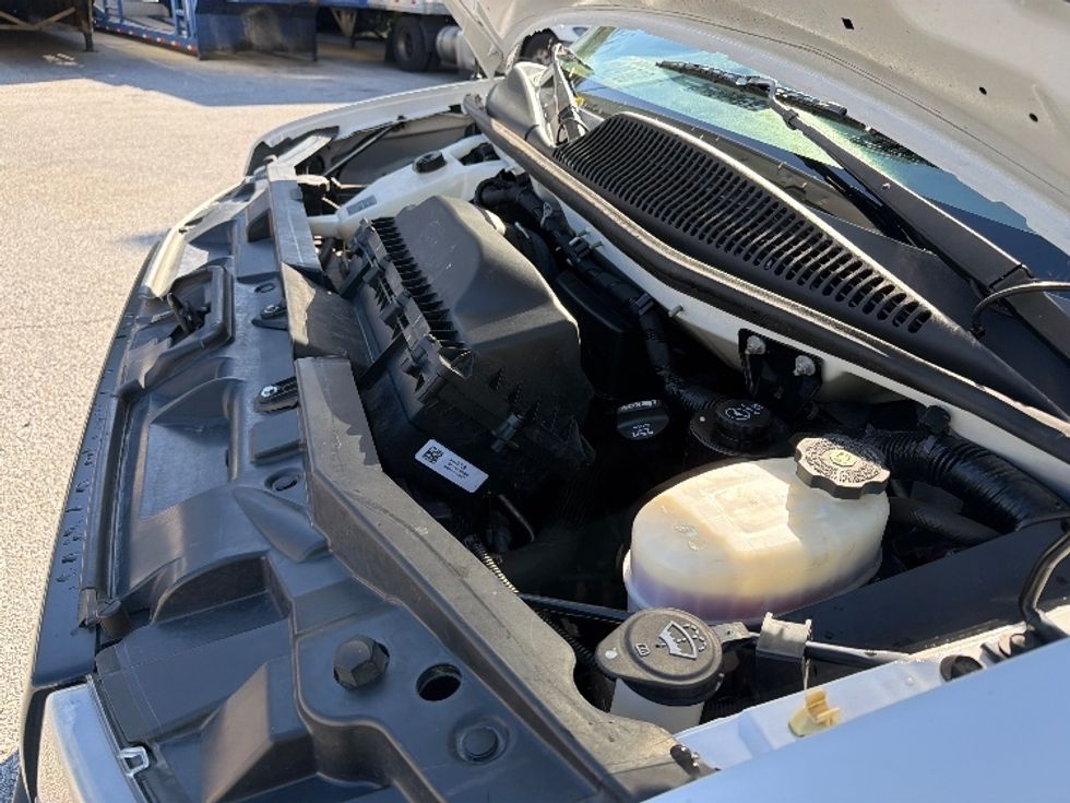 Light Duty Box Truck-Light and Medium Duty Trucks-GMC-2021-Savana G33903-Pensacola-FL-111,509\n\t\tmiles-$ 29,500 - Image 24