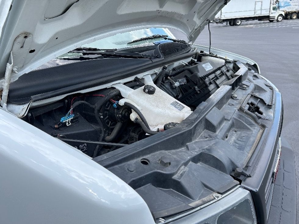 Light Duty Box Truck-Light and Medium Duty Trucks-GMC-2021-Savana G33903-Pensacola-FL-115,646\n\t\tmiles-$ 27,250 - Image 22