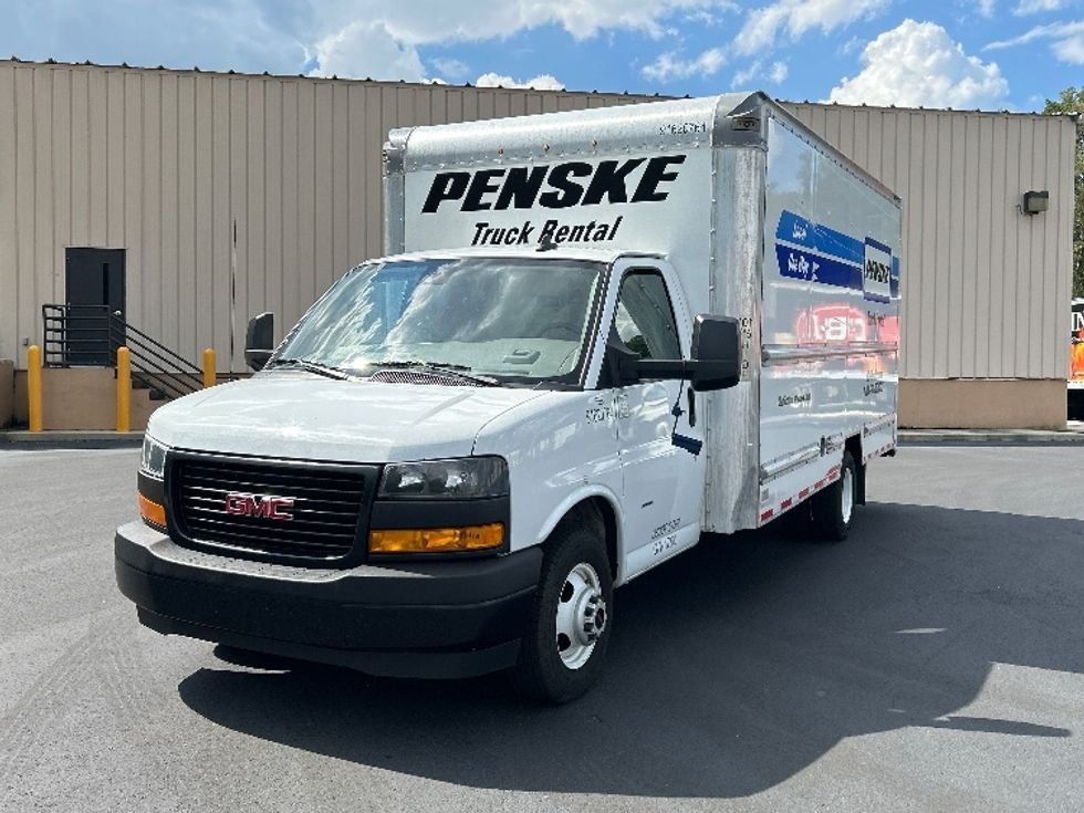 Light Duty Box Truck-Light and Medium Duty Trucks-GMC-2021-Savana G33903-Pensacola-FL-115,646\n\t\tmiles-$ 27,250 - Image 3