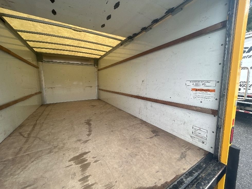 Light Duty Box Truck-Light and Medium Duty Trucks-GMC-2021-Savana G33903-Pensacola-FL-76,468\n\t\tmiles-$ 28,750 - Image 12