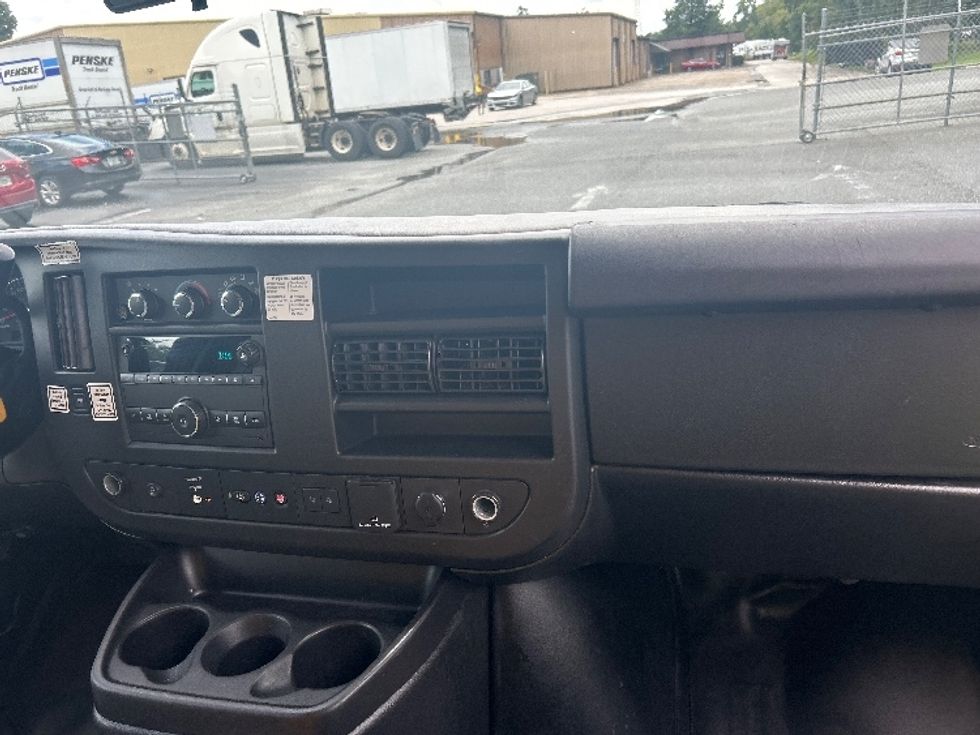 Light Duty Box Truck-Light and Medium Duty Trucks-GMC-2021-Savana G33903-Pensacola-FL-76,468\n\t\tmiles-$ 28,750 - Image 21