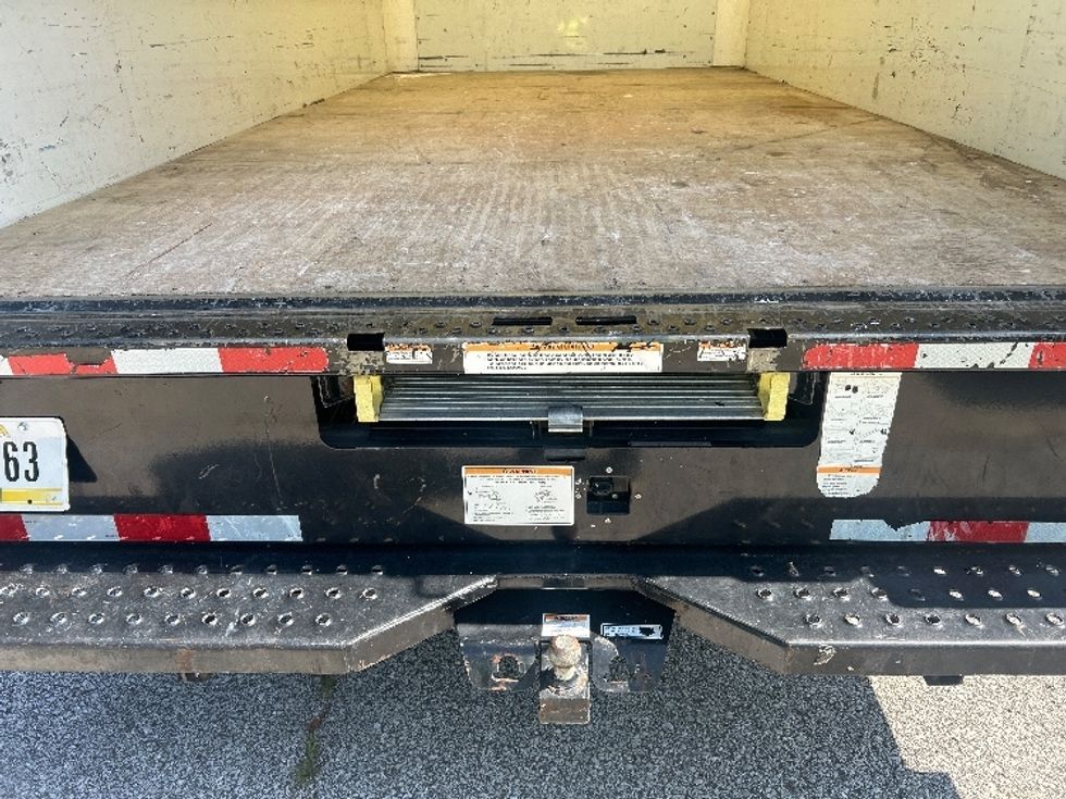 Light Duty Box Truck-Light and Medium Duty Trucks-GMC-2021-Savana G33903-Pensacola-FL-81,100\n\t\tmiles-$ 28,000 - Image 10