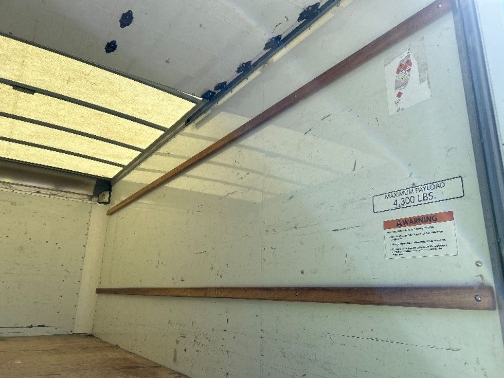 Light Duty Box Truck-Light and Medium Duty Trucks-GMC-2021-Savana G33903-Pensacola-FL-81,100\n\t\tmiles-$ 28,000 - Image 12