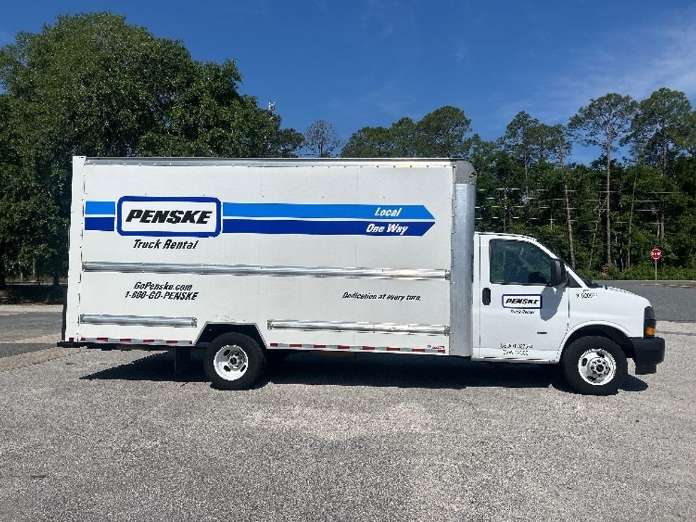 Light Duty Box Truck-Light and Medium Duty Trucks-GMC-2021-Savana G33903-Pensacola-FL-81,100\n\t\tmiles-$ 28,000 - Image 15
