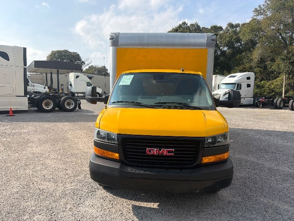 Light Duty Box Truck-Light and Medium Duty Trucks-GMC-2021-Savana G33903-Pensacola-FL-86,366\n\t\tmiles-$ 29,250 - Image 2