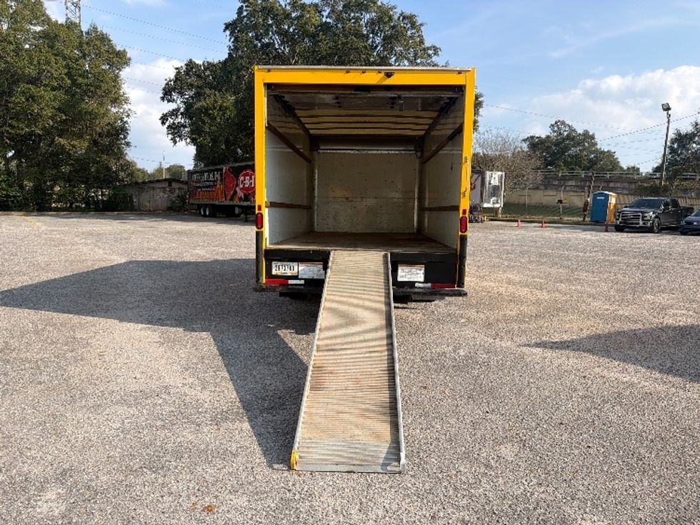 Light Duty Box Truck-Light and Medium Duty Trucks-GMC-2021-Savana G33903-Pensacola-FL-86,366\n\t\tmiles-$ 29,250 - Image 9