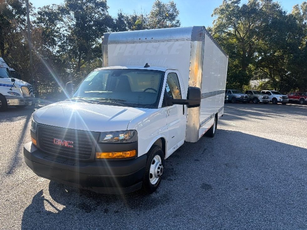 Light Duty Box Truck-Light and Medium Duty Trucks-GMC-2021-Savana G33903-Pensacola-FL-89,701\n\t\tmiles-$ 32,000 - Image 1