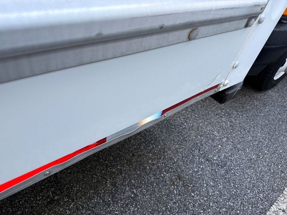 Light Duty Box Truck-Light and Medium Duty Trucks-GMC-2021-Savana G33903-Pensacola-FL-89,701\n\t\tmiles-$ 32,000 - Image 30