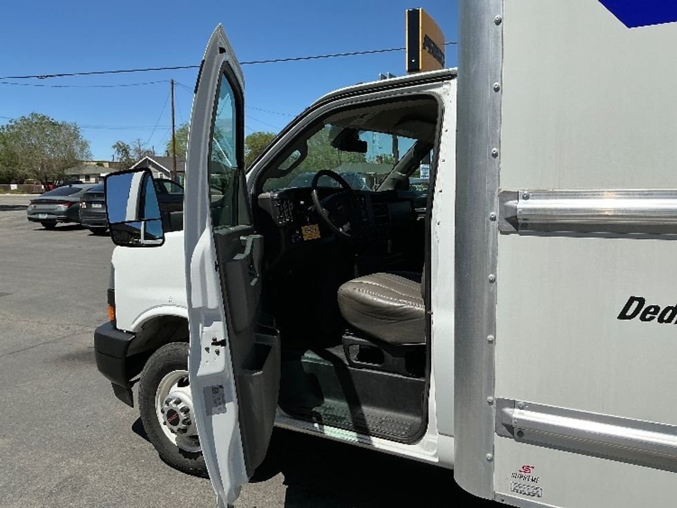 Light Duty Box Truck-Light and Medium Duty Trucks-GMC-2021-Savana G33903-Pensacola-FL-90,351\n\t\tmiles-$ 28,500 - Image 16