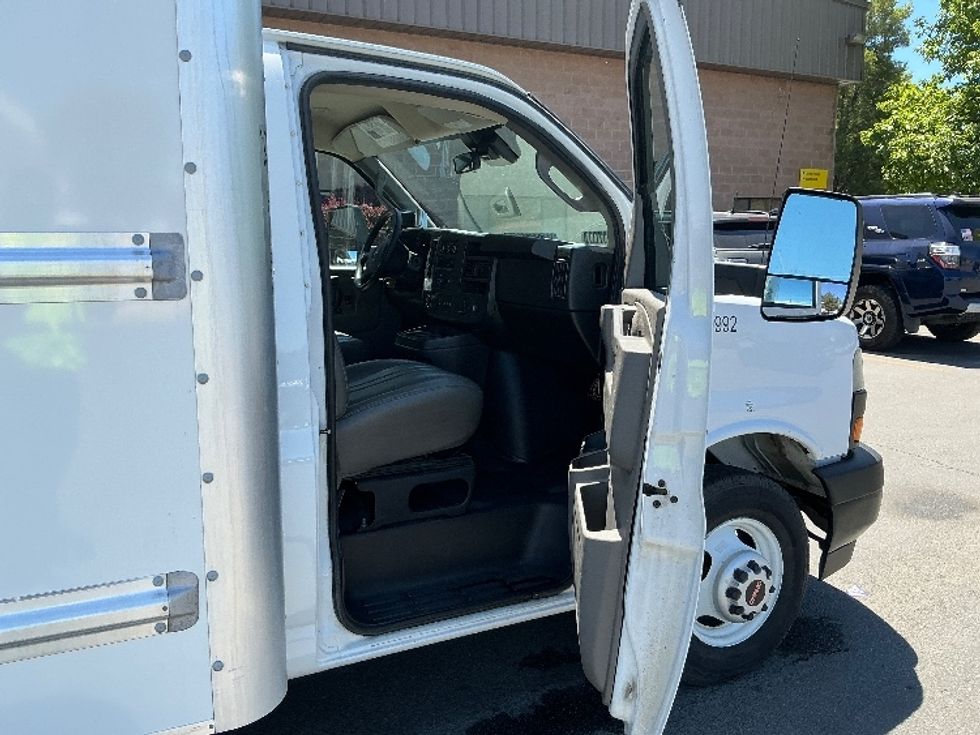 Light Duty Box Truck-Light and Medium Duty Trucks-GMC-2021-Savana G33903-Pensacola-FL-90,351\n\t\tmiles-$ 28,500 - Image 20