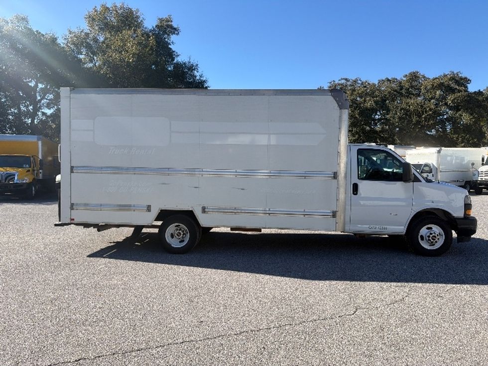 Light Duty Box Truck-Light and Medium Duty Trucks-GMC-2021-Savana G33903-Pensacola-FL-95,676\n\t\tmiles-$ 31,250 - Image 15