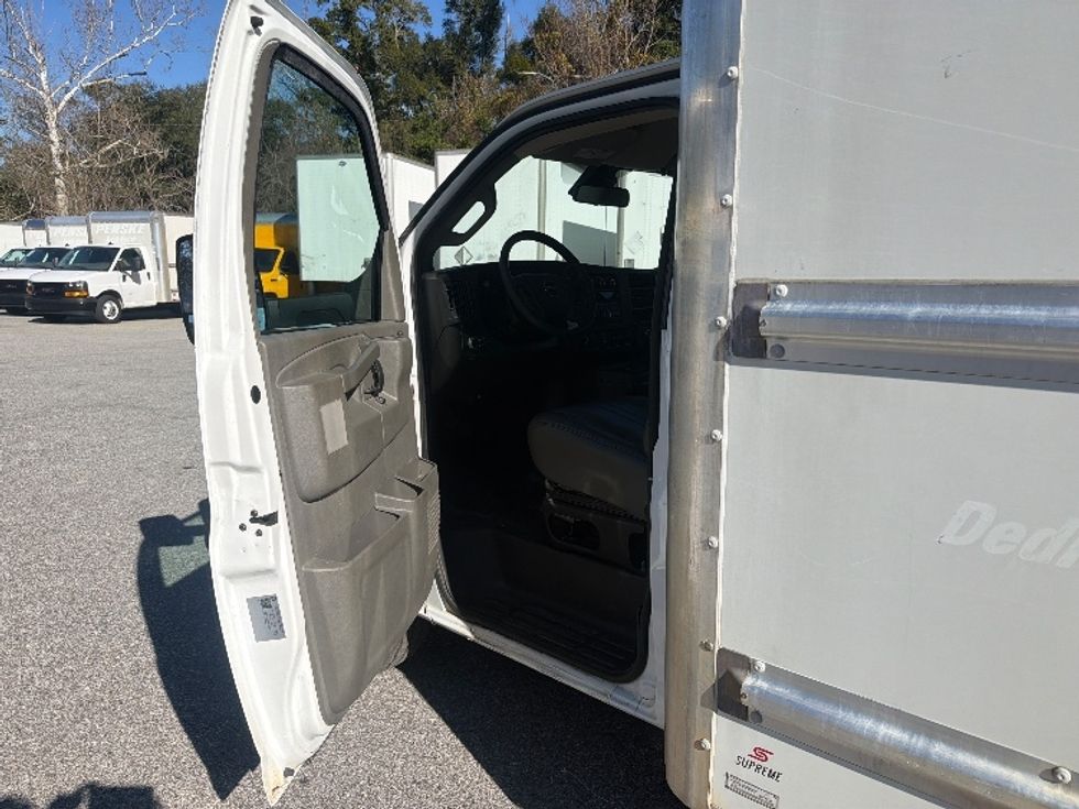 Light Duty Box Truck-Light and Medium Duty Trucks-GMC-2021-Savana G33903-Pensacola-FL-95,676\n\t\tmiles-$ 31,250 - Image 16