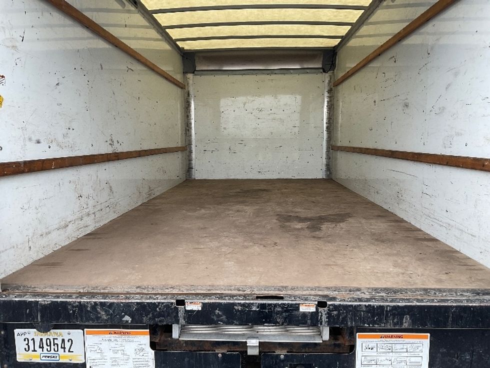 Light Duty Box Truck-Light and Medium Duty Trucks-GMC-2021-Savana G33903-Perrysburg-OH-95,077\n\t\tmiles-$ 29,750 - Image 10