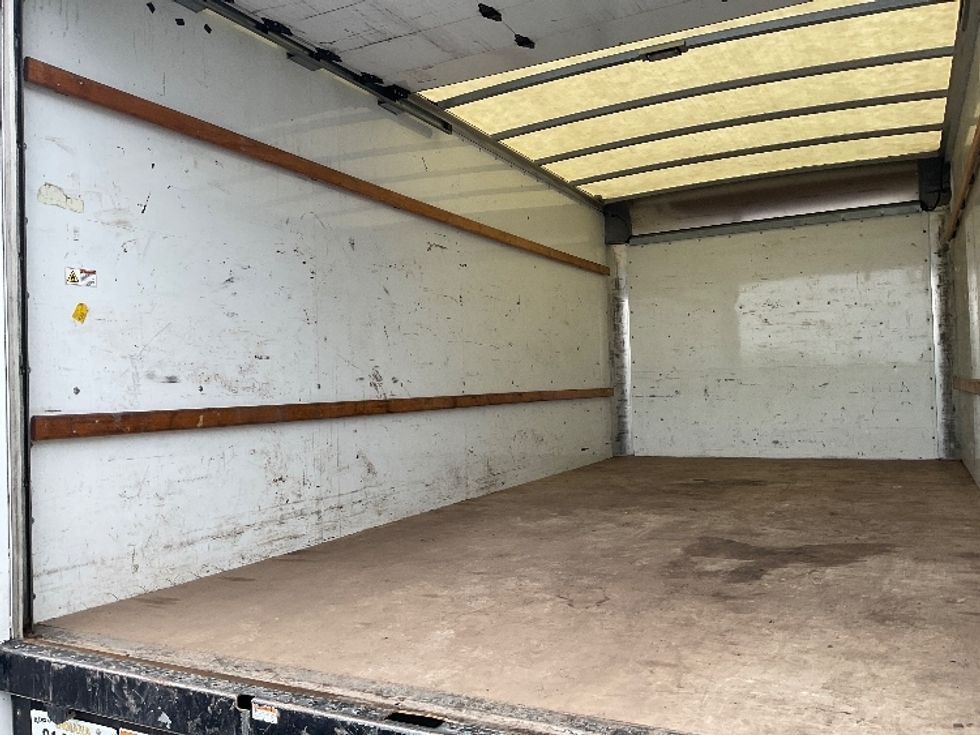 Light Duty Box Truck-Light and Medium Duty Trucks-GMC-2021-Savana G33903-Perrysburg-OH-95,077\n\t\tmiles-$ 29,750 - Image 11