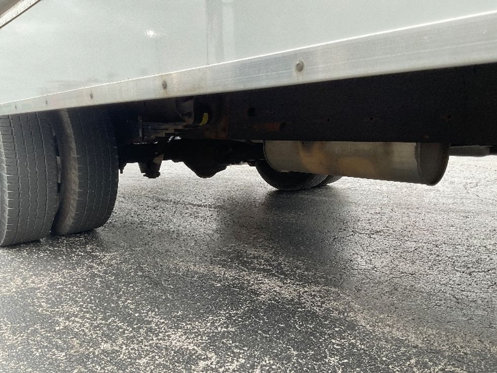 Light Duty Box Truck-Light and Medium Duty Trucks-GMC-2021-Savana G33903-Perrysburg-OH-95,077\n\t\tmiles-$ 29,750 - Image 14