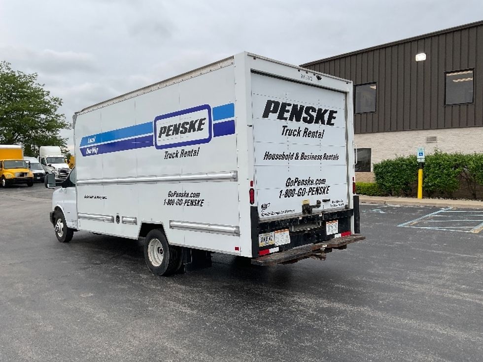 Light Duty Box Truck-Light and Medium Duty Trucks-GMC-2021-Savana G33903-Perrysburg-OH-95,077\n\t\tmiles-$ 29,750 - Image 6