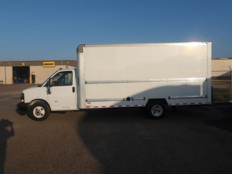 Light Duty Box Truck-Light and Medium Duty Trucks-GMC-2021-Savana G33903-Pharr-TX-110,100\n\t\tmiles-$ 26,500 - Image 13