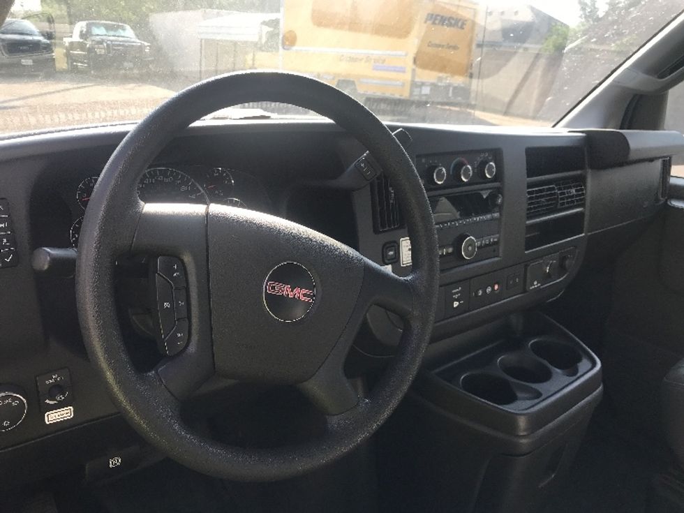 Light Duty Box Truck-Light and Medium Duty Trucks-GMC-2021-Savana G33903-Pharr-TX-110,100\n\t\tmiles-$ 26,500 - Image 17