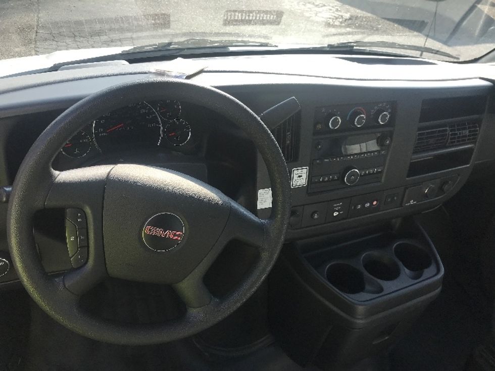 Light Duty Box Truck-Light and Medium Duty Trucks-GMC-2021-Savana G33903-Pharr-TX-110,100\n\t\tmiles-$ 26,500 - Image 18